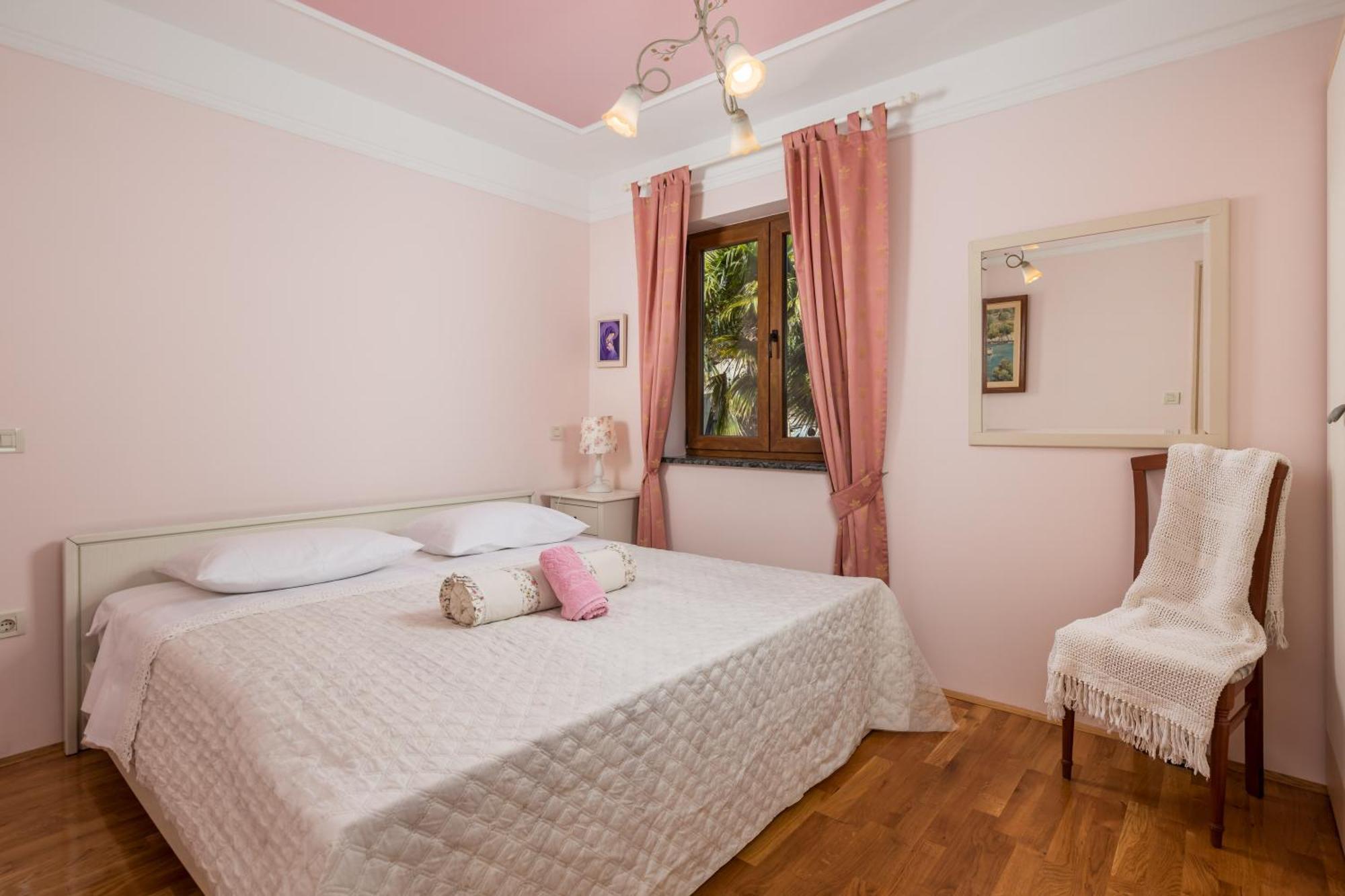 Patricia Apartment