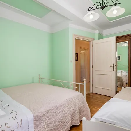 Apartment Patricia Rijeka Exterior photo