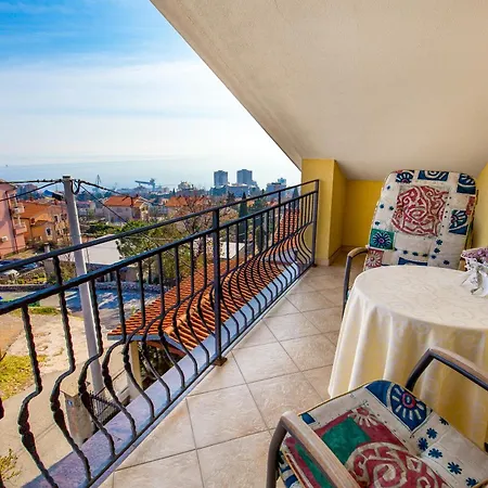 Apartment Patricia Rijeka Exterior photo
